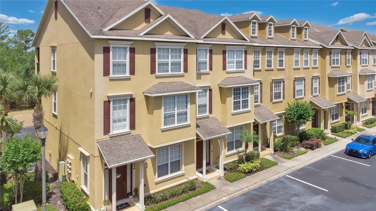 628 Pensacola Ln., Lake Mary, FL 32746