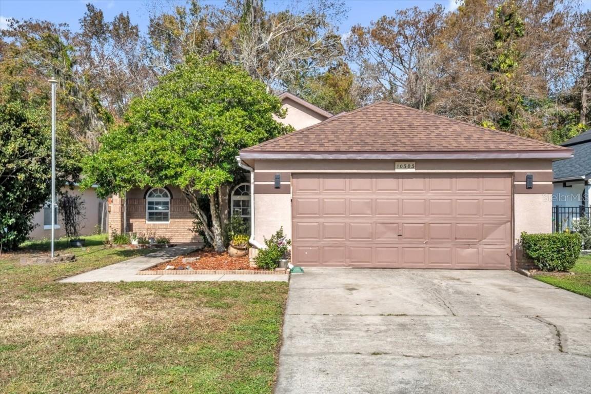10303 Winding Creek Ln., Orlando, FL 32825