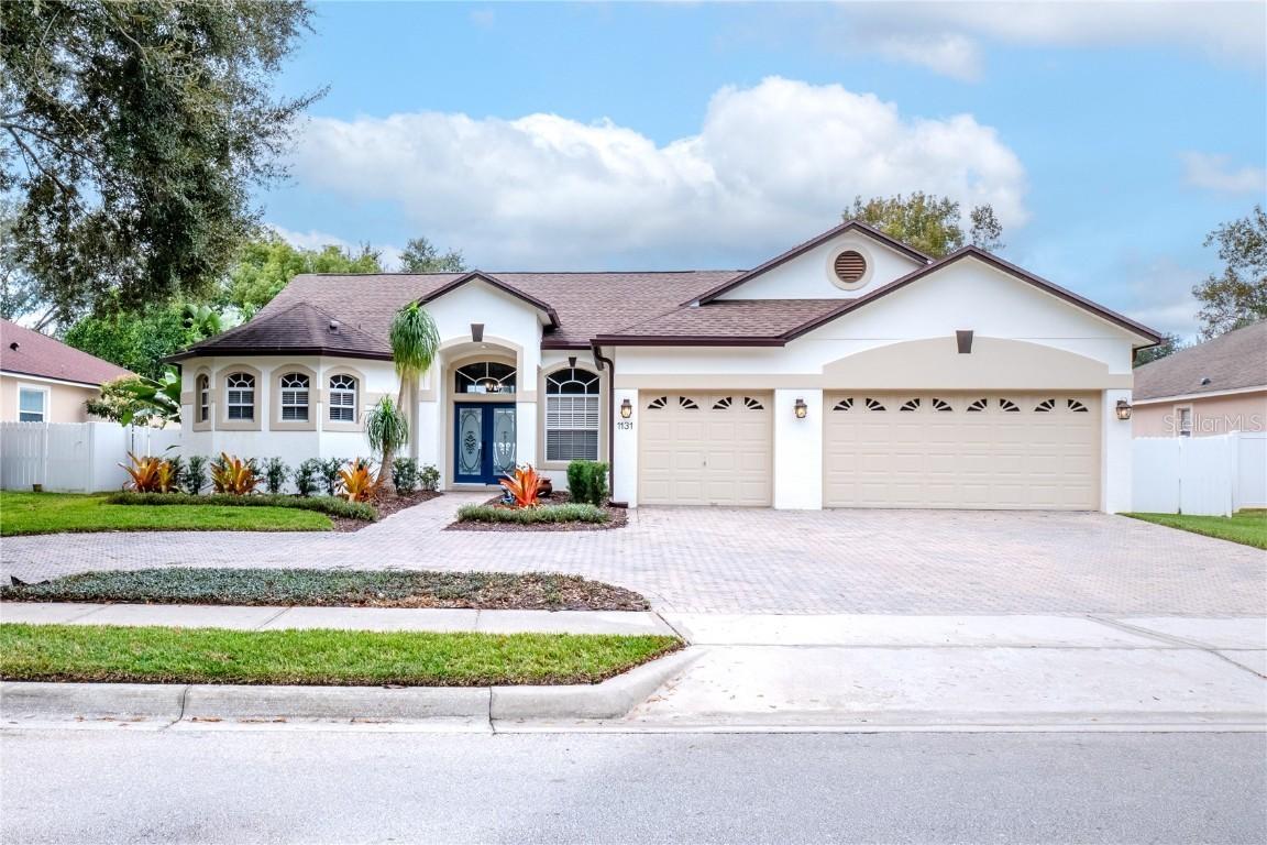 1131 N Pine Ave., Oviedo, FL 32765