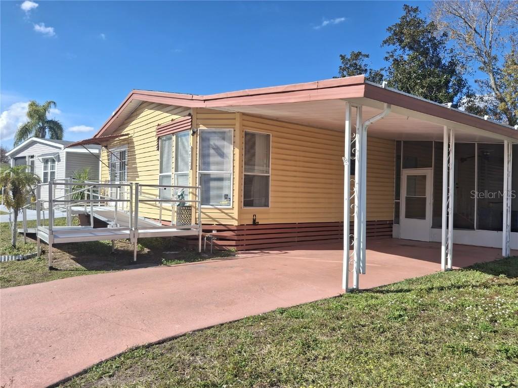 2825 Holster Way, Orlando, FL 32822