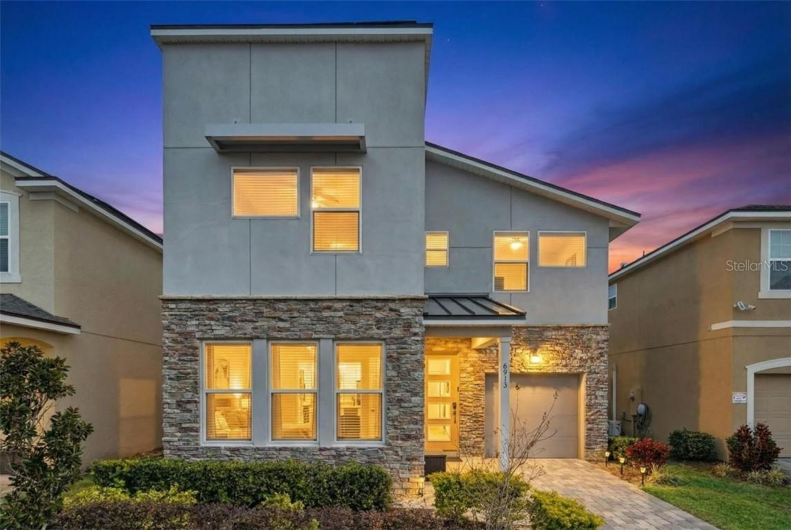 8913 Coconut Breeze Dr., Kissimmee, FL 34747