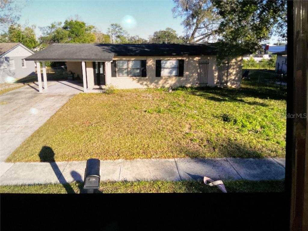 327 Salina Dr., Altamonte Springs, FL 32701
