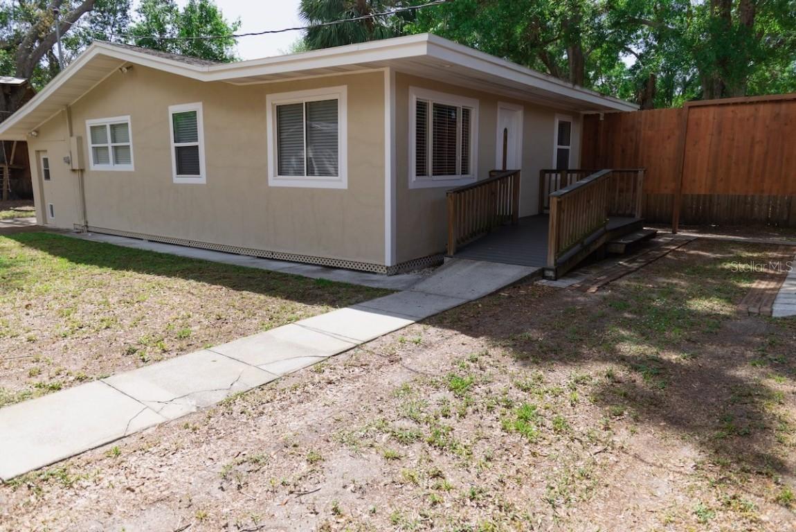 544 Farnum Dr., Tarpon Springs, FL 34689