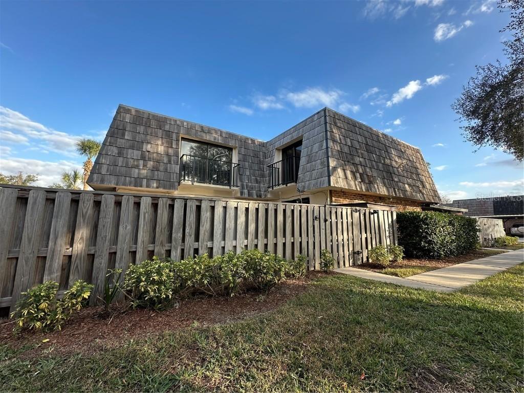 921 Royal Oak Blvd., Leesburg, FL 34748