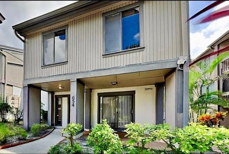 654 Lake Villas Dr., Altamonte Springs, FL 32701