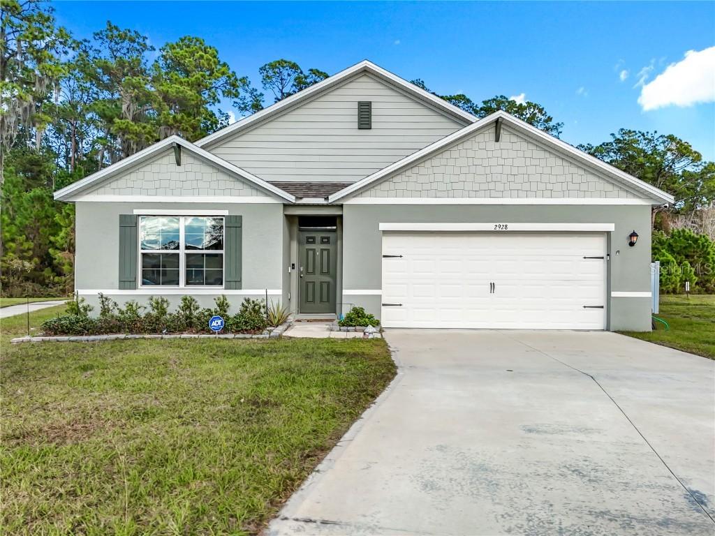 2928 Canary Ln., Tavares, FL 32778