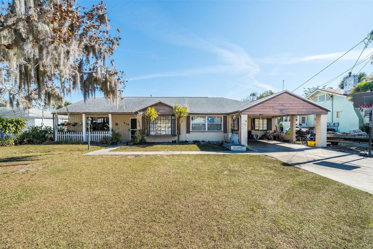 708 N Saint Clair Abrams Ave., Tavares, FL 32778