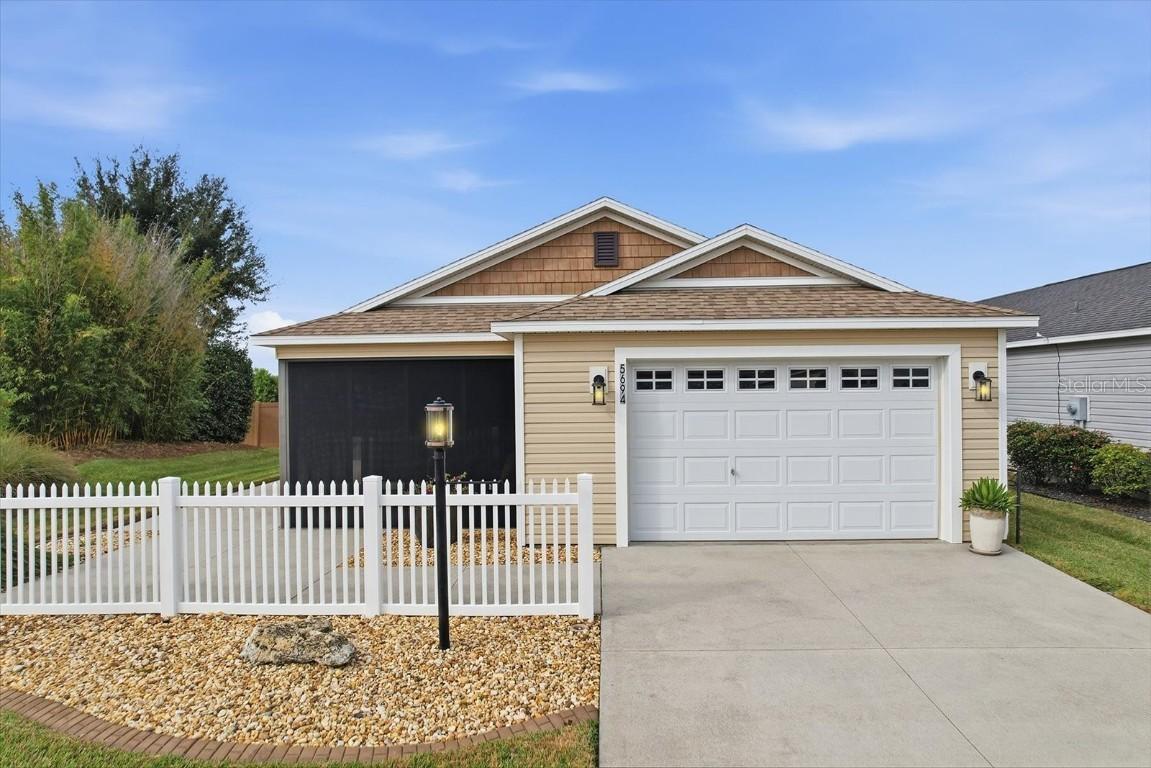 5694 Moon Flower Pl., The Villages, FL 32163