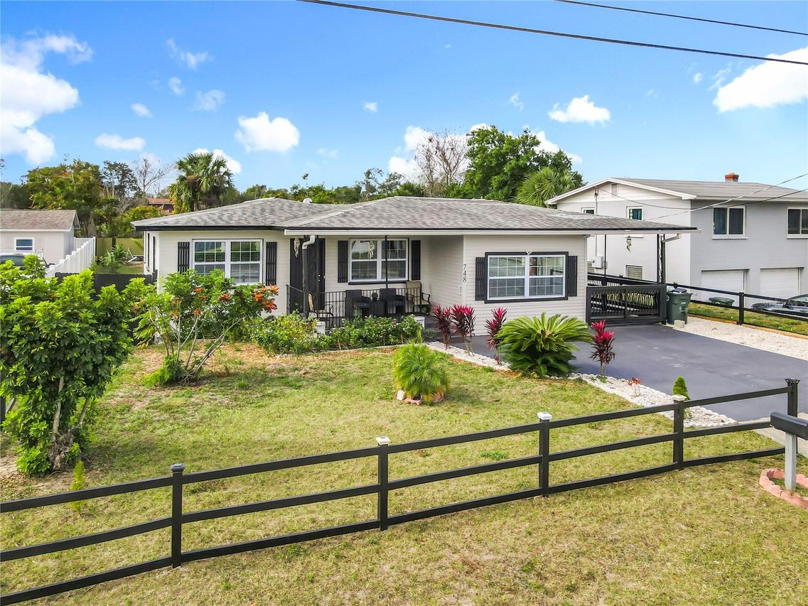 748 White St., Daytona Beach, FL 32114
