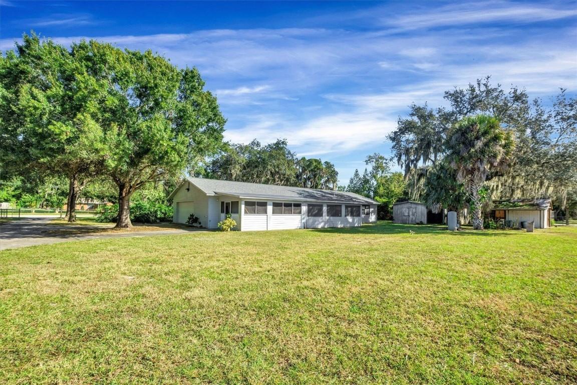 152 Bahia Ct., Winter Haven, FL 33880