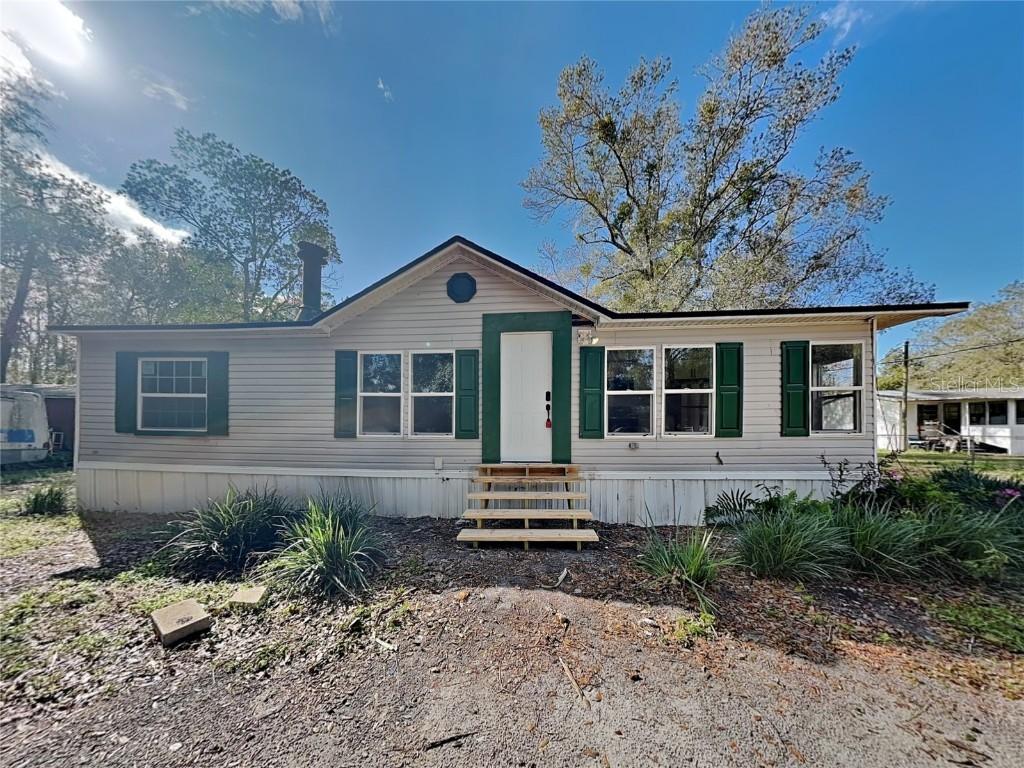 38233 Deerwoods Dr., Eustis, FL 32736