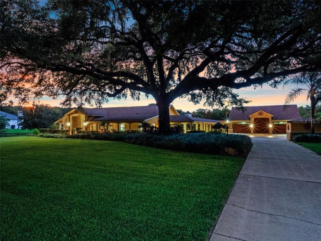 32133 Wolf Branch Ln., Sorrento, FL 32776