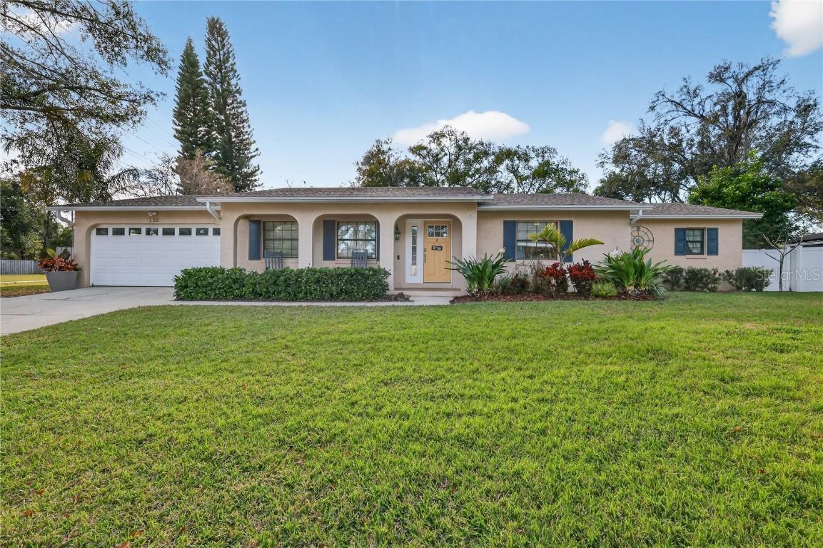 128 Essex Dr., Longwood, FL 32779