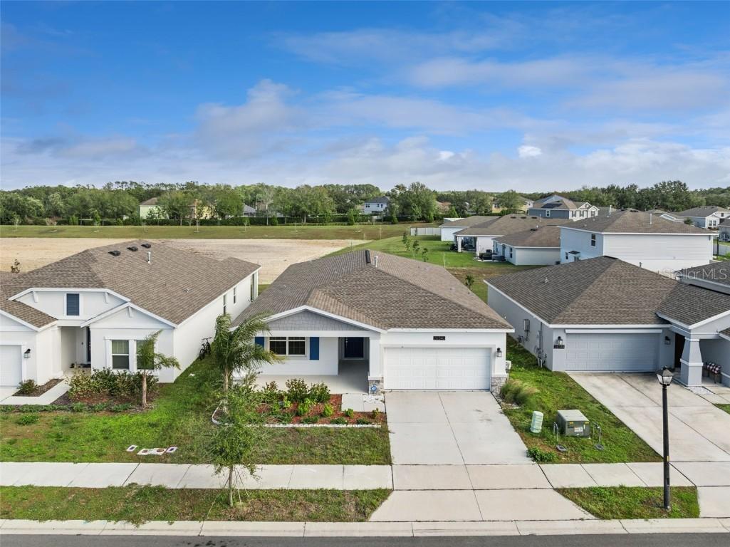 26340 Feathergrass Cir., Leesburg, FL 34748