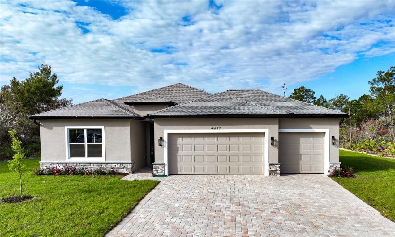 4737 Myrtle Beach Dr., Sebring, FL 33872