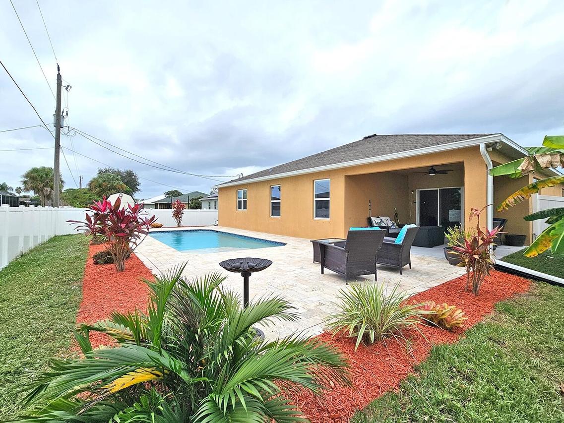 934 SW Worcester Ln., Port St Lucie, FL 34953