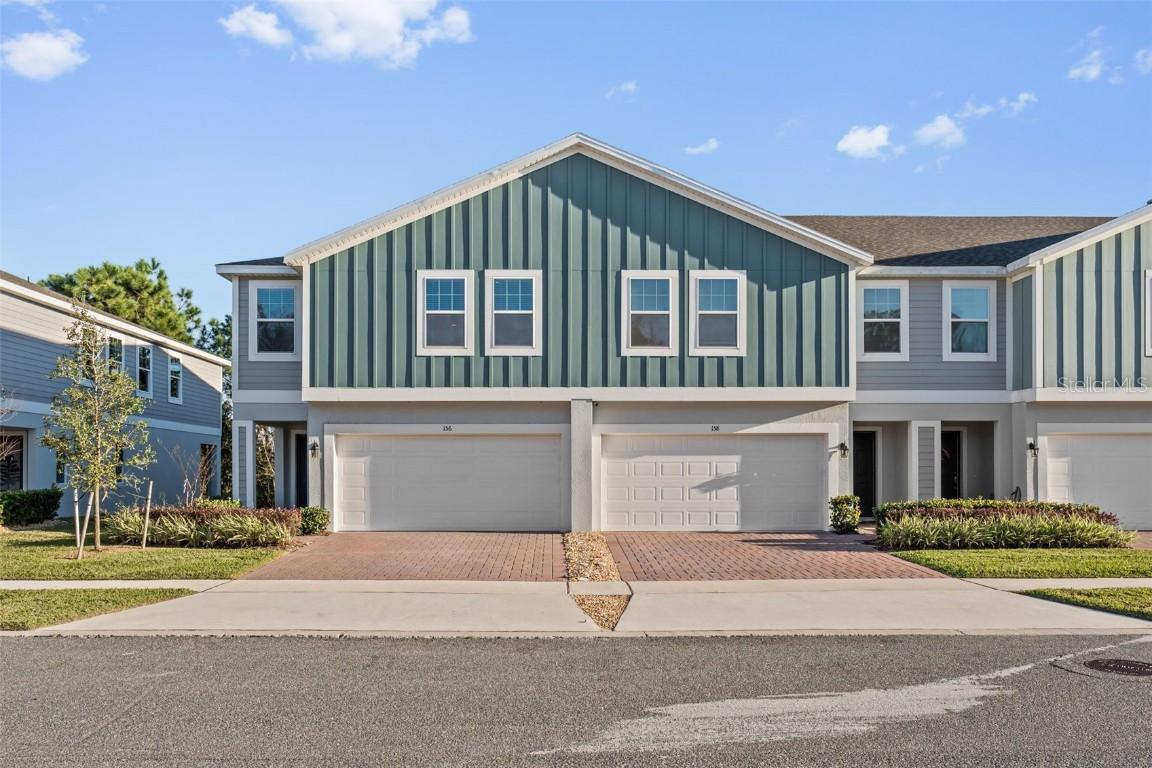 156 Glass Onion Dr., Groveland, FL 34737