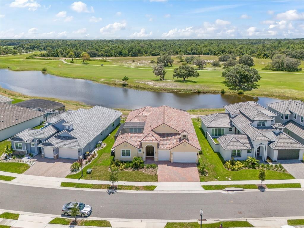 215 Hampton Loop, Davenport, FL 33837