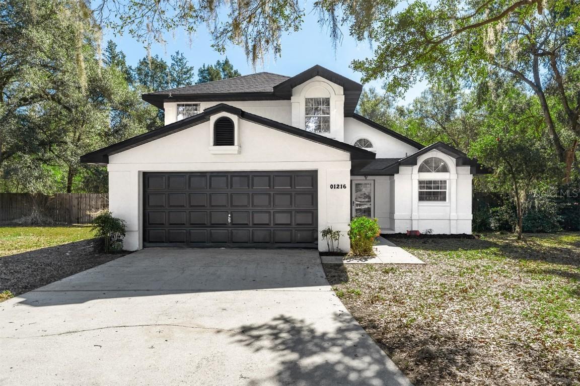 1216 Linmar Ave., Fruitland Park, FL 34731