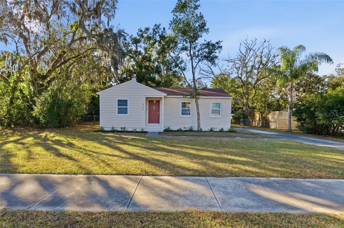 845 E 20th St., Sanford, FL 32771