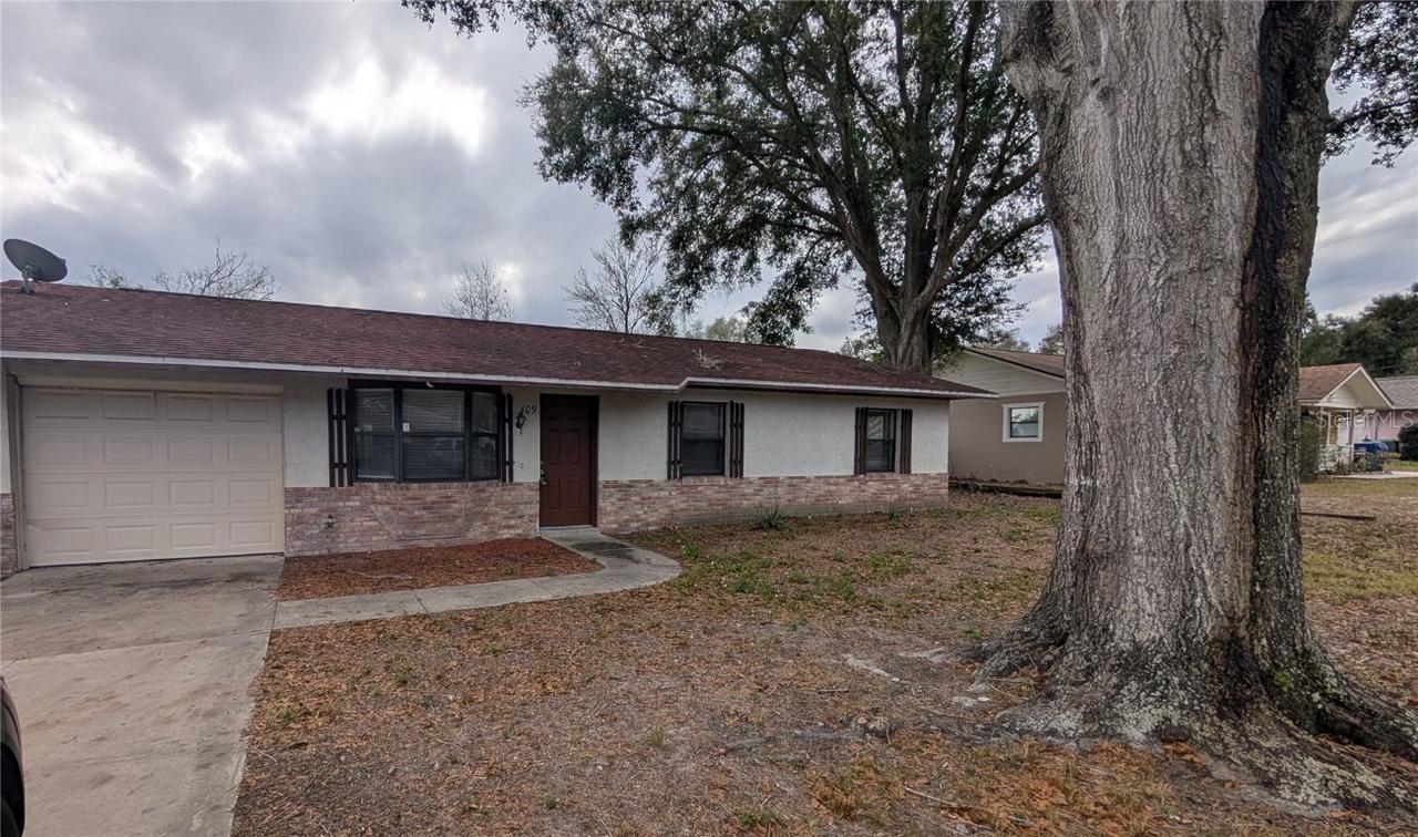 109 E Chester St., Clermont, FL 34715