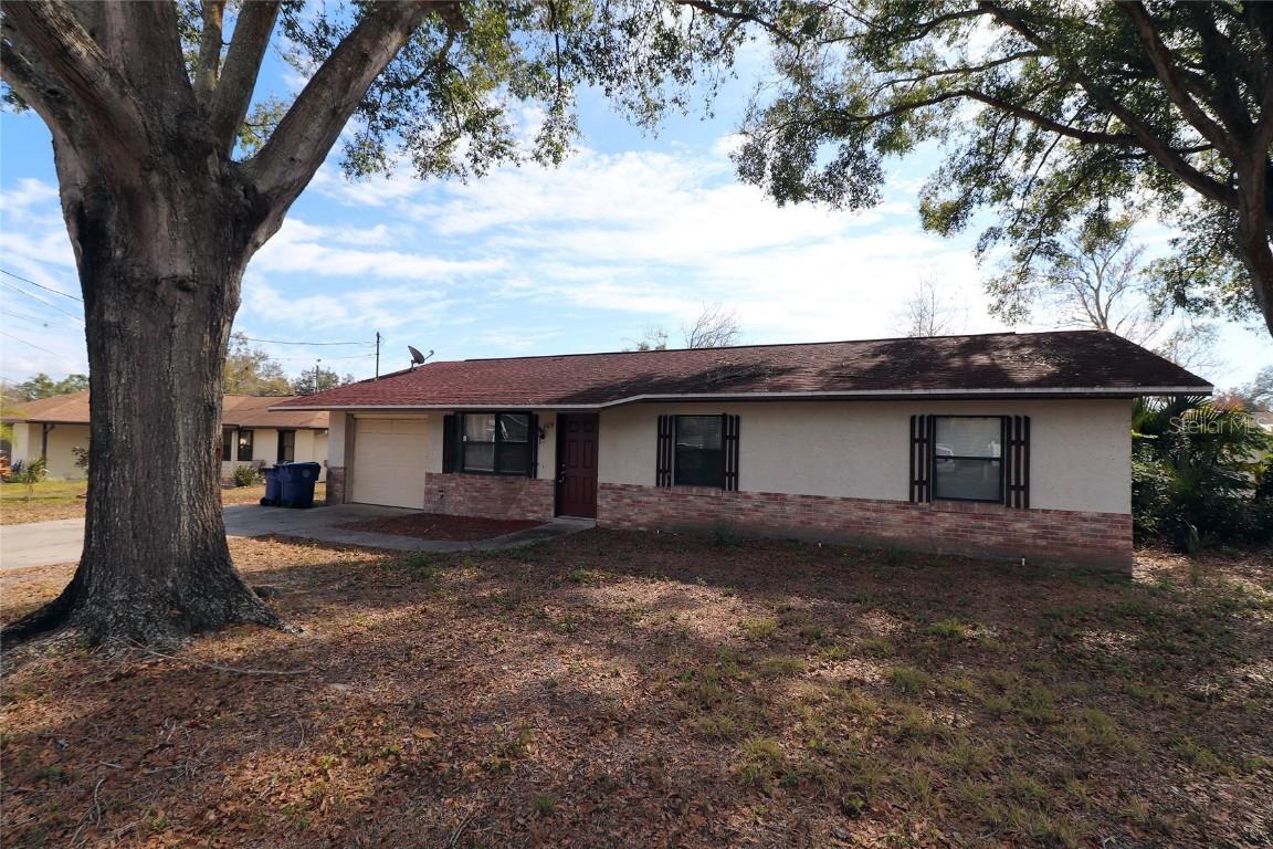 109 E Chester St., Clermont, FL 34715