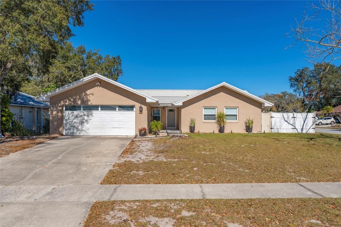 1630 Sterling Oaks Ln., Casselberry, FL 32707
