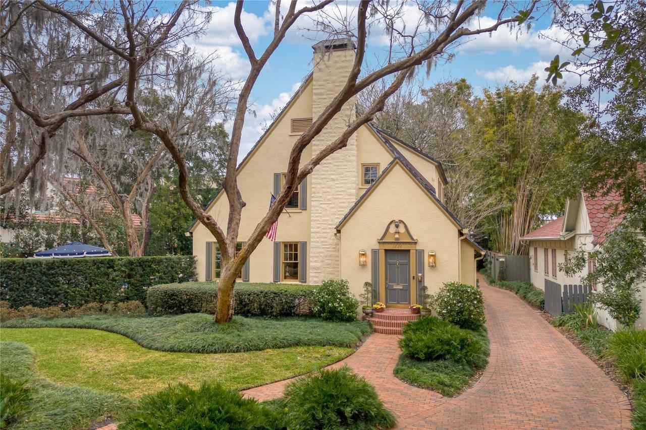 1226 Golden Ln., Orlando, FL 32804