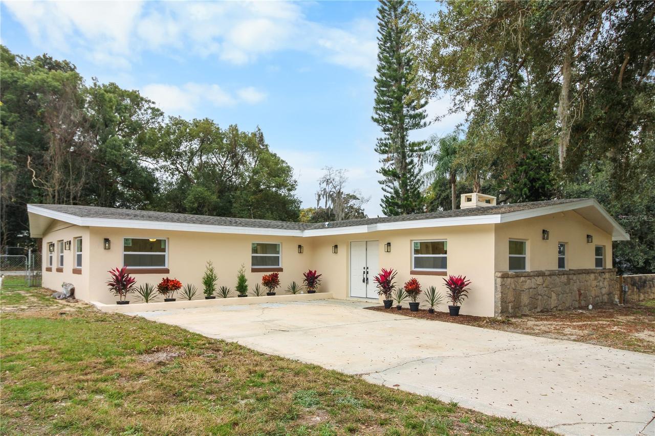 2524 Blue Lake Ct., Apopka, FL 32703