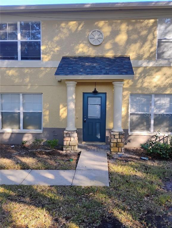 201 Draw Bridge Ln., Valrico, FL 33594