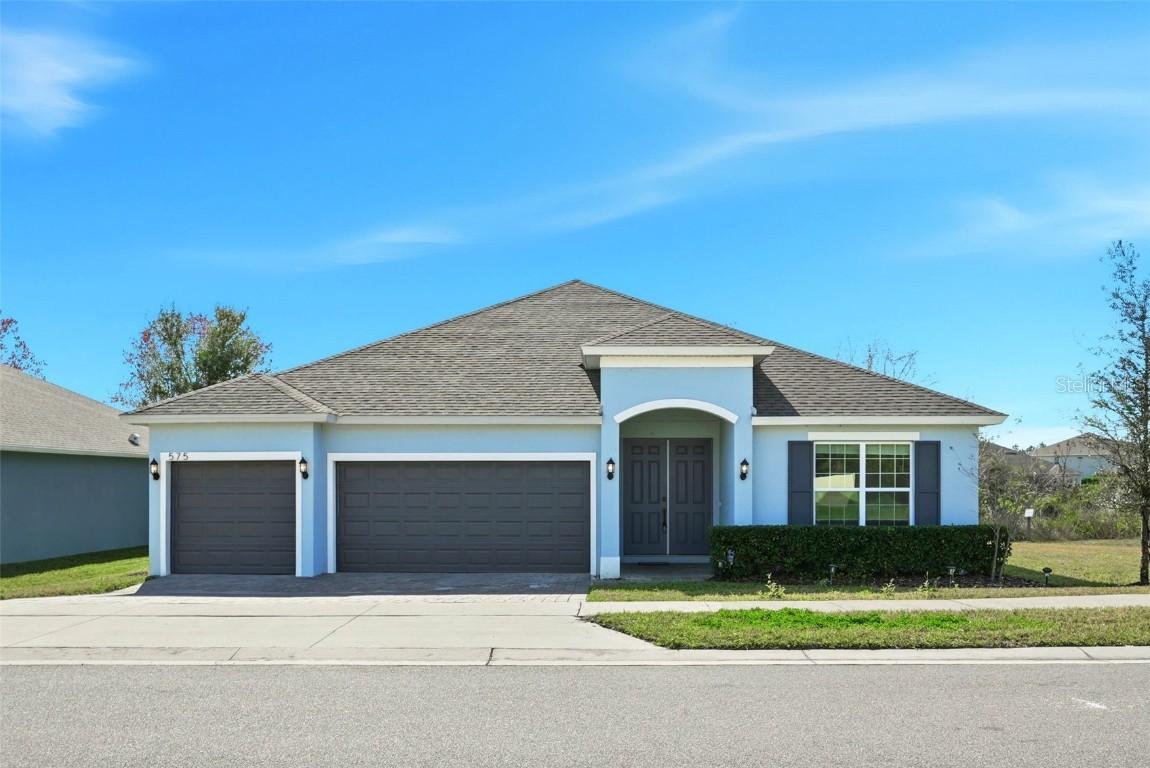 575 Avila Pl., Howey In The Hills, FL 34737