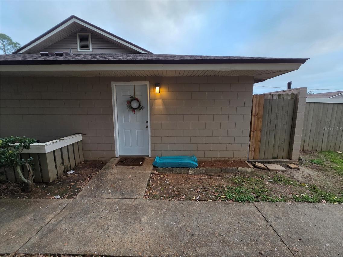 2241 W Pensacola #09, Tallahassee, FL 32304