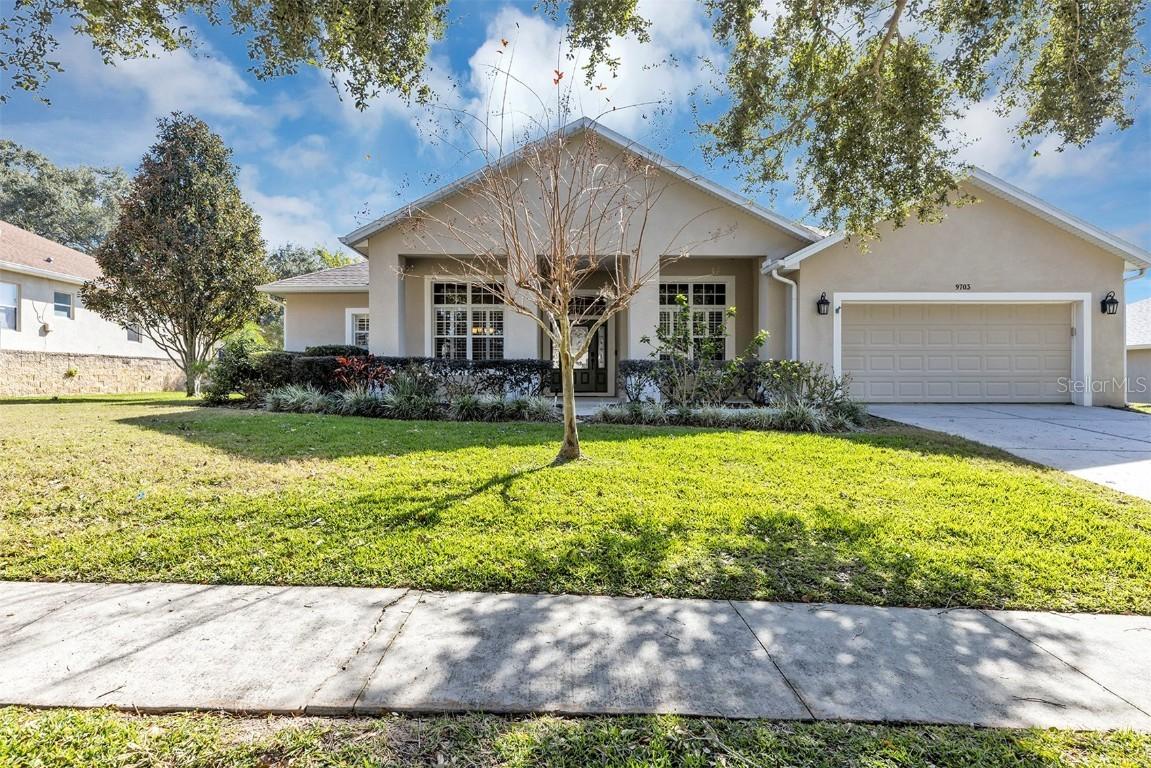 9703 Spring Lake Dr., Clermont, FL 34711
