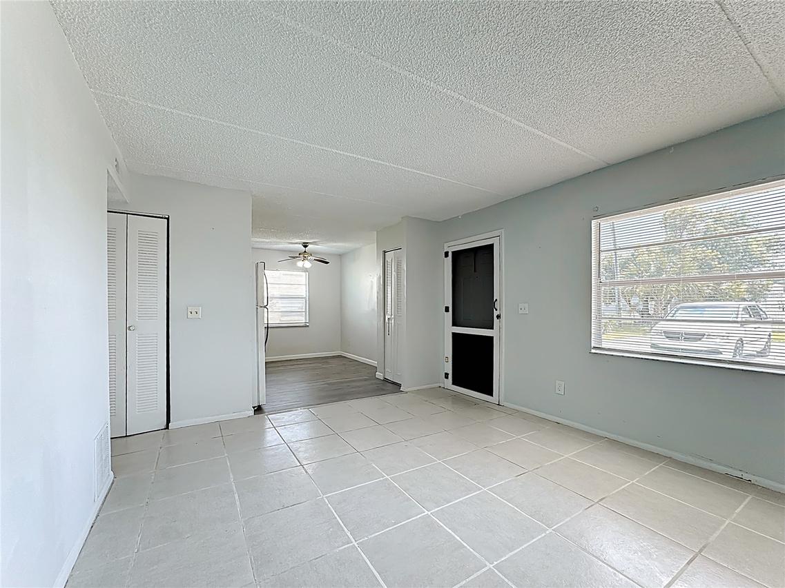 694 Michigan Ct. #4, St Cloud, FL 34769