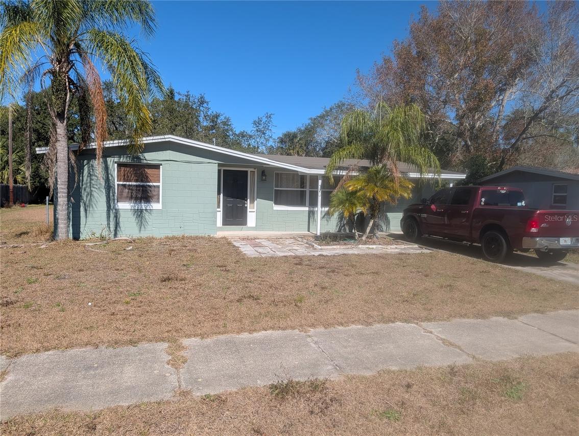 57 E 2nd St., Chuluota, FL 32766