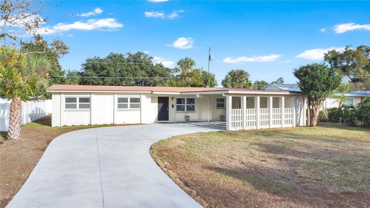 1690 Viburnum Ln., Winter Park, FL 32792