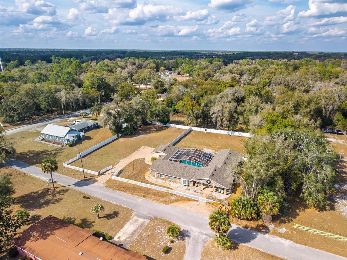 746 W Washington Ave., Lake Helen, FL 32744