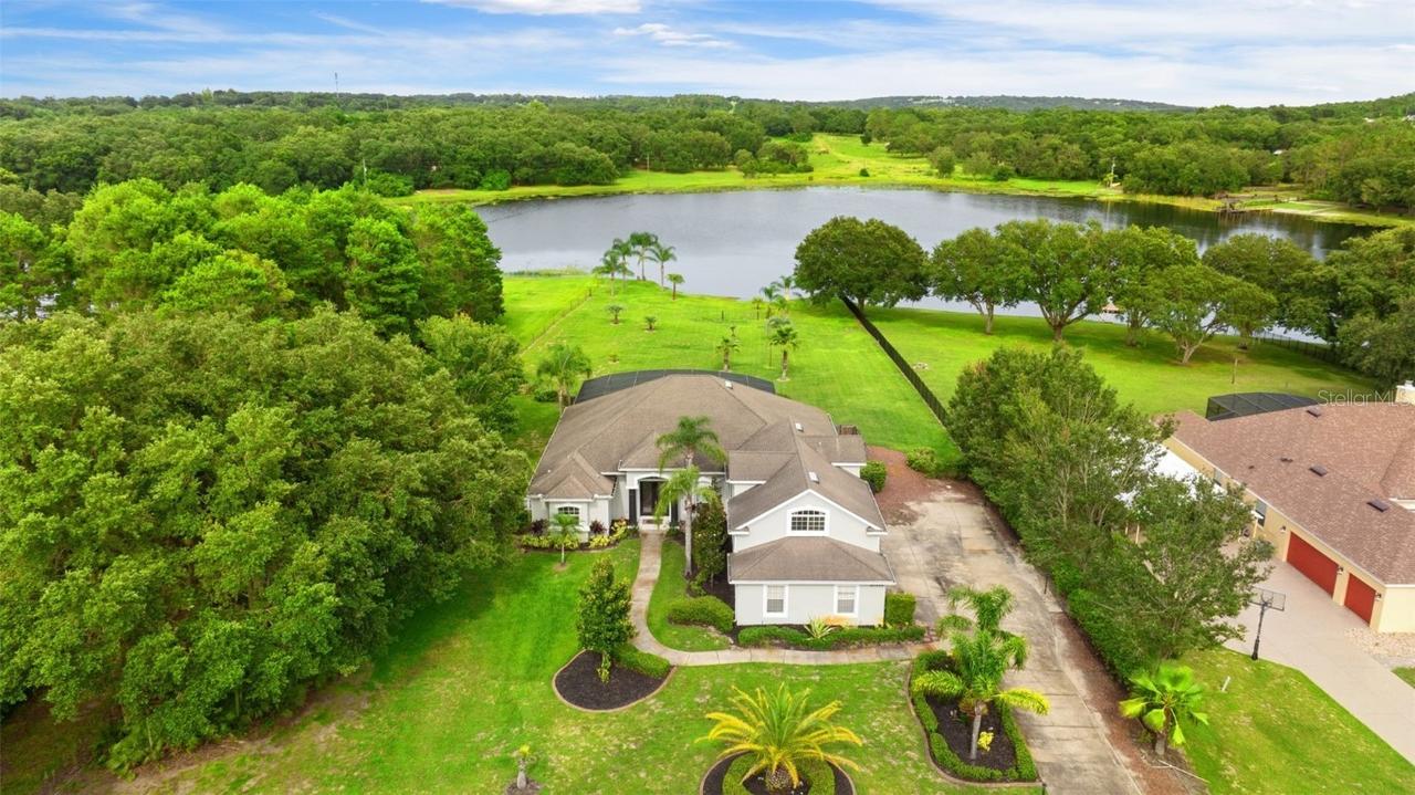 10701 Dark Water Ct., Clermont, FL 34715