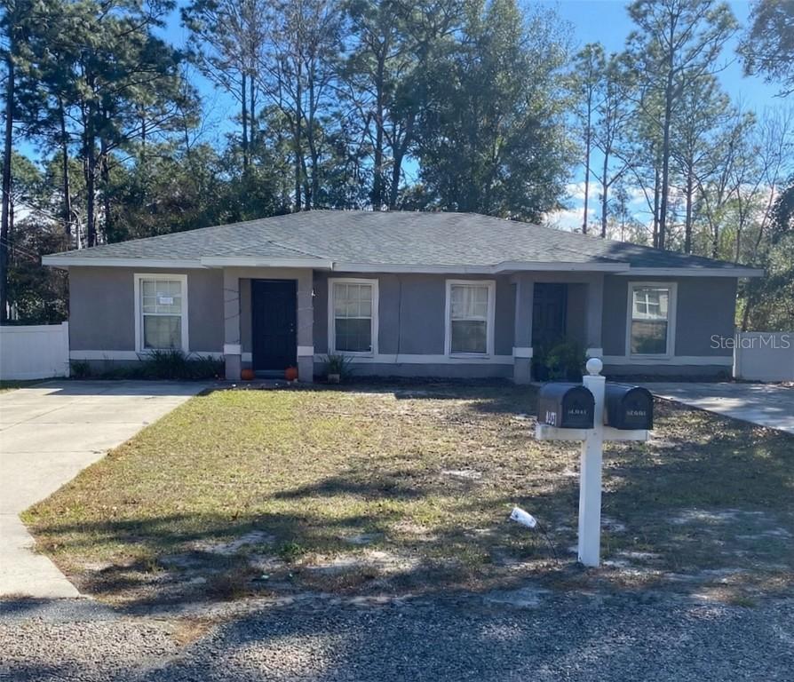 9435 N Manashee Dr., Citrus Springs, FL 34434