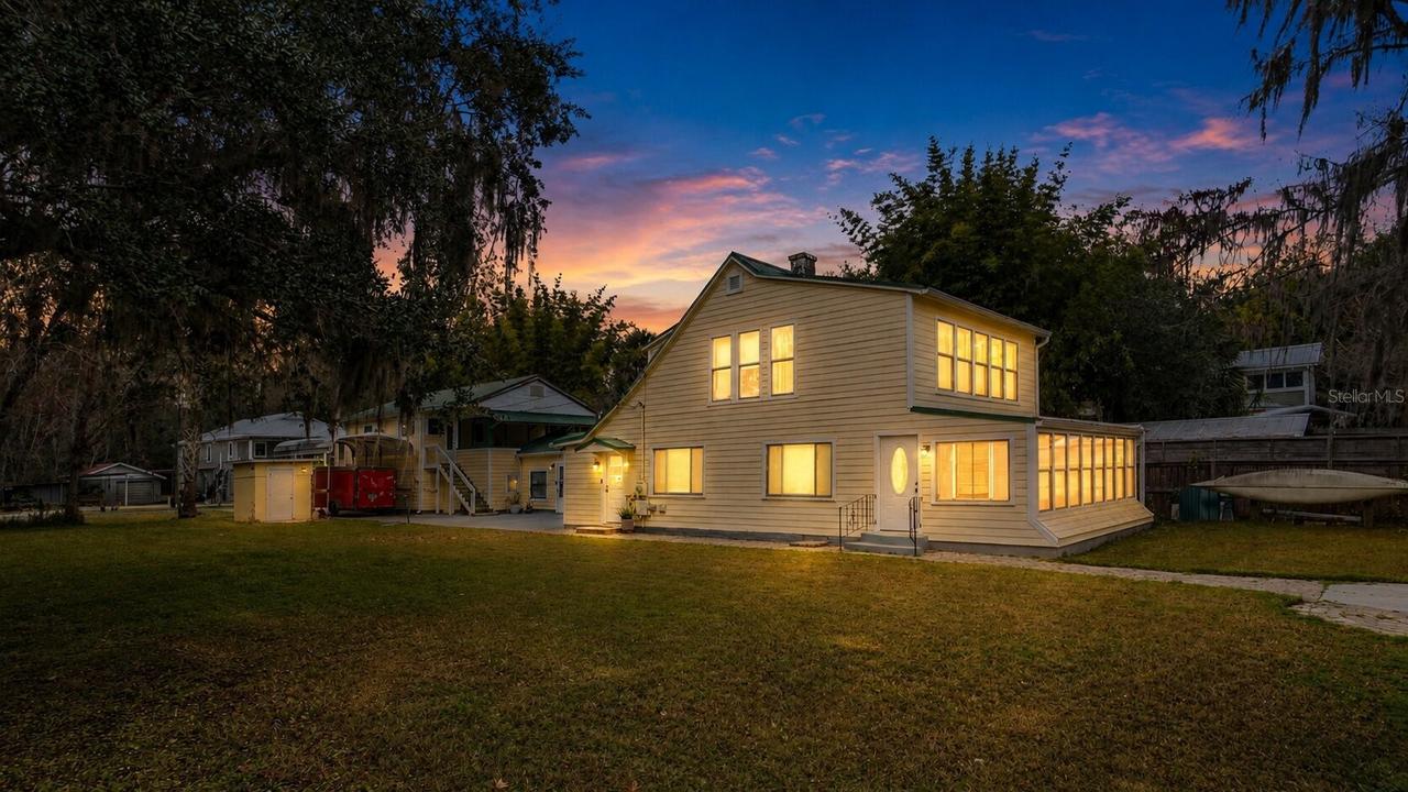 55316 Claire St., Astor, FL 32102
