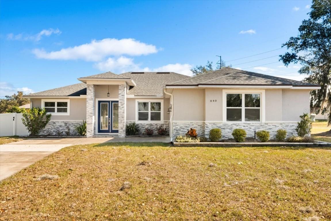 840 Oaks Shores Rd., Leesburg, FL 34748