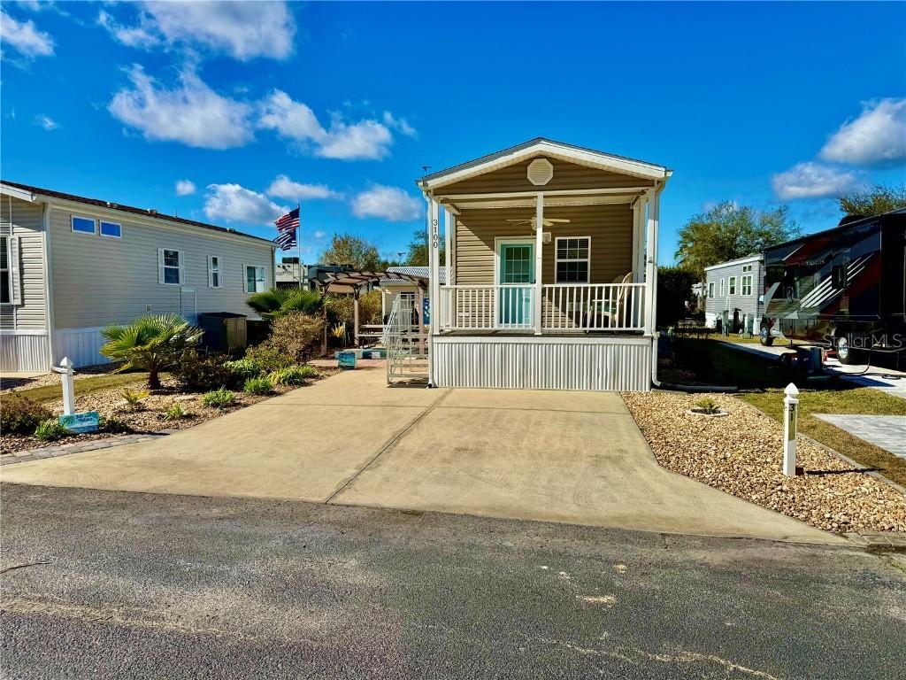 3100 NE 104th Ter., Silver Springs, FL 34488