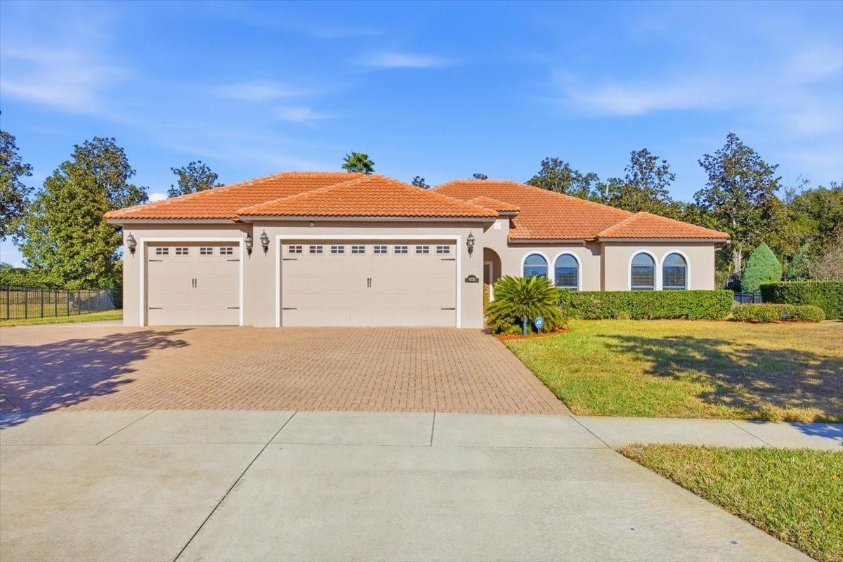 10220 Yonaomi Cir., Clermont, FL 34711