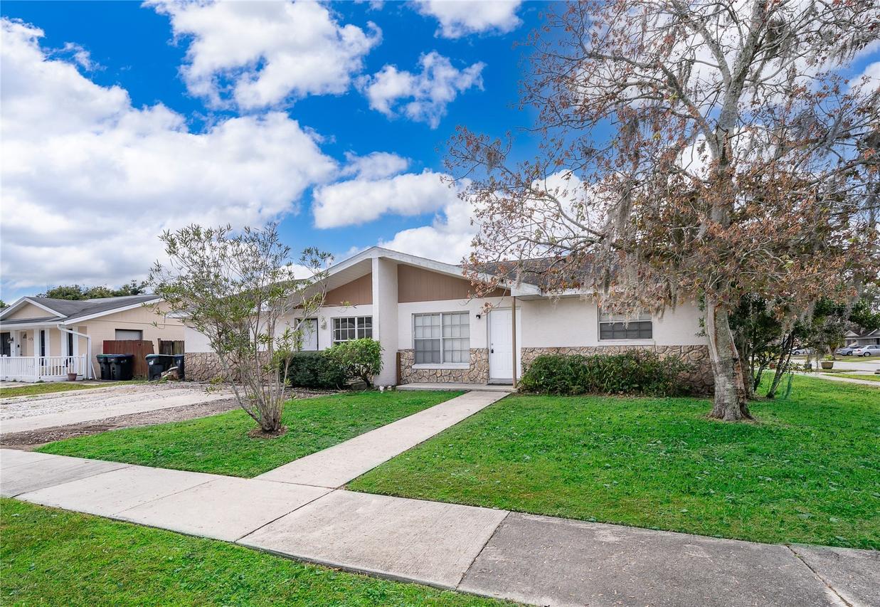 8024 Woodduck Dr., Orlando, FL 32825