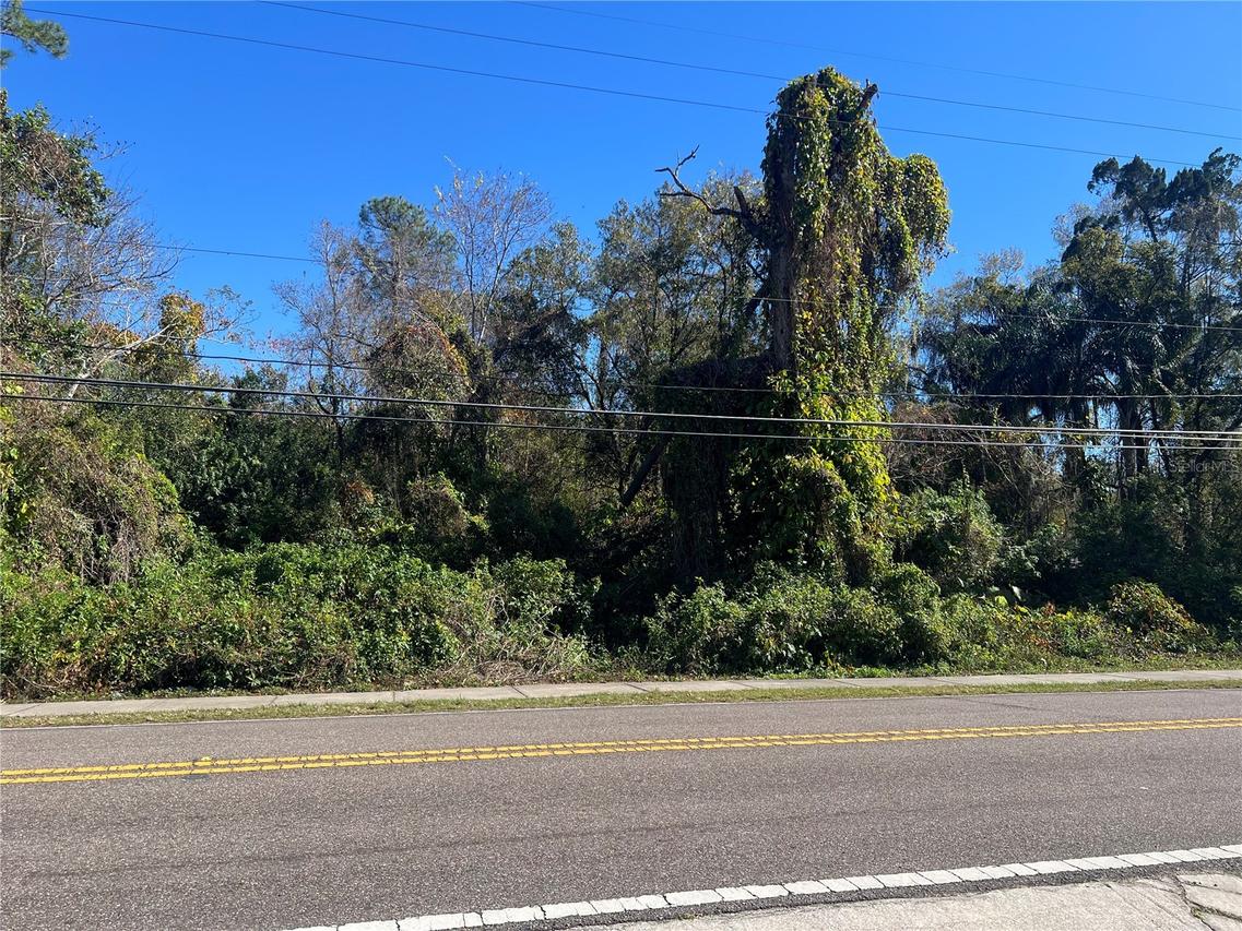 941 Tucker Ave., Orlando, FL 32807