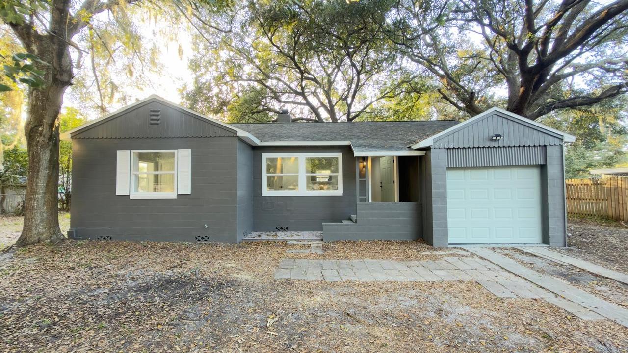 2402 Stevens Ave., Sanford, FL 32771