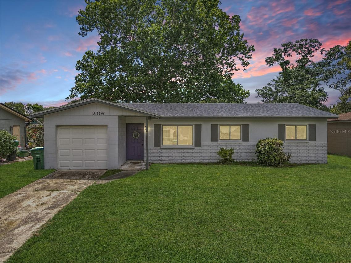 206 Charles St., Winter Springs, FL 32708