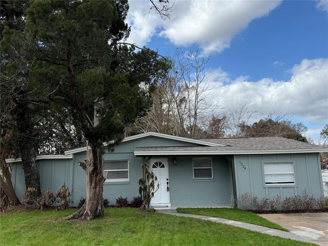 1224 Helen St., Apopka, FL 32703