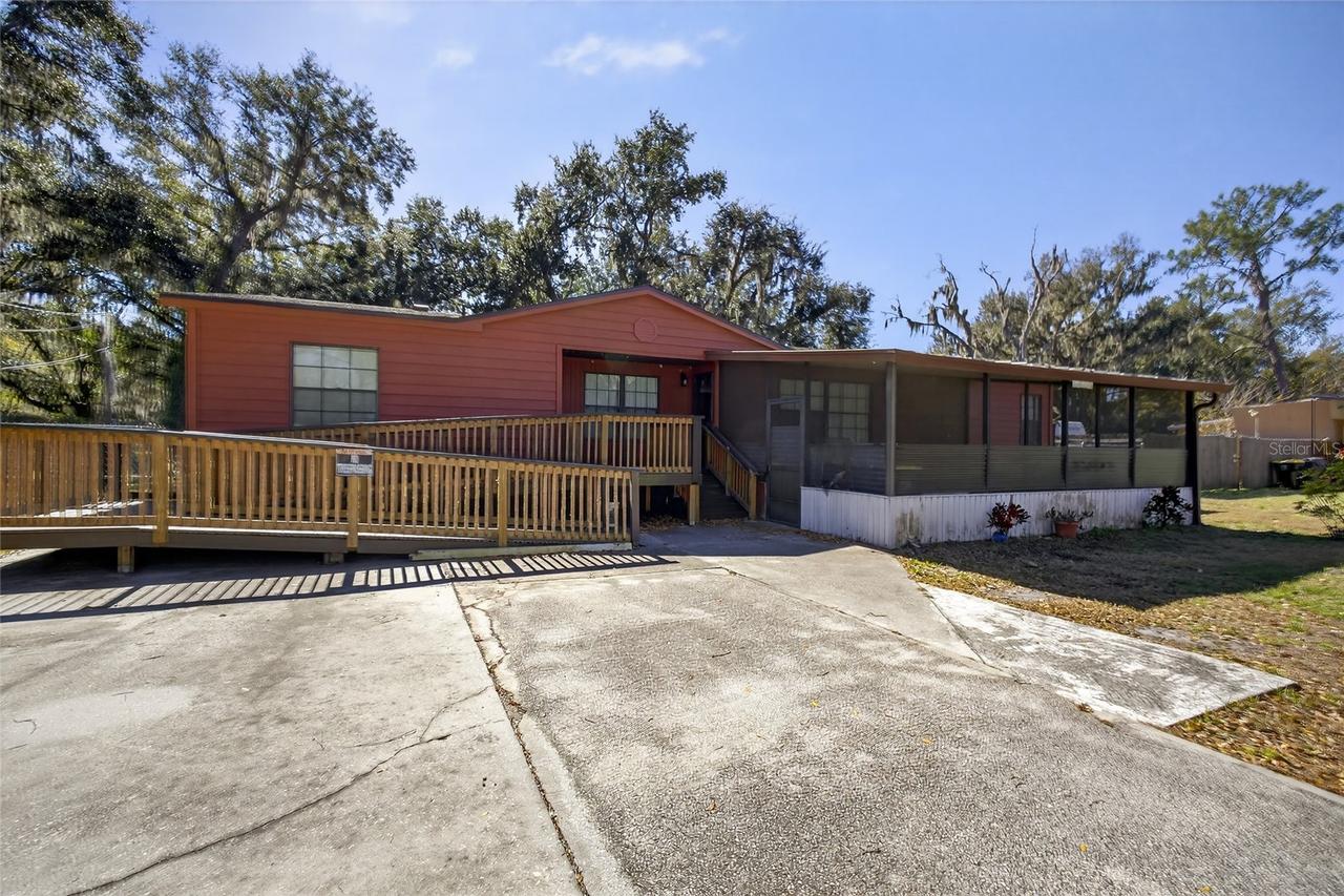 3018 Linda Dr., Lakeland, FL 33810