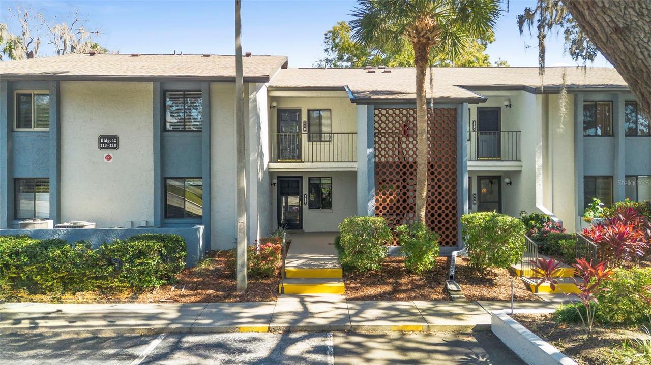 12 Escondido Ct. #117, Altamonte Springs, FL 32701